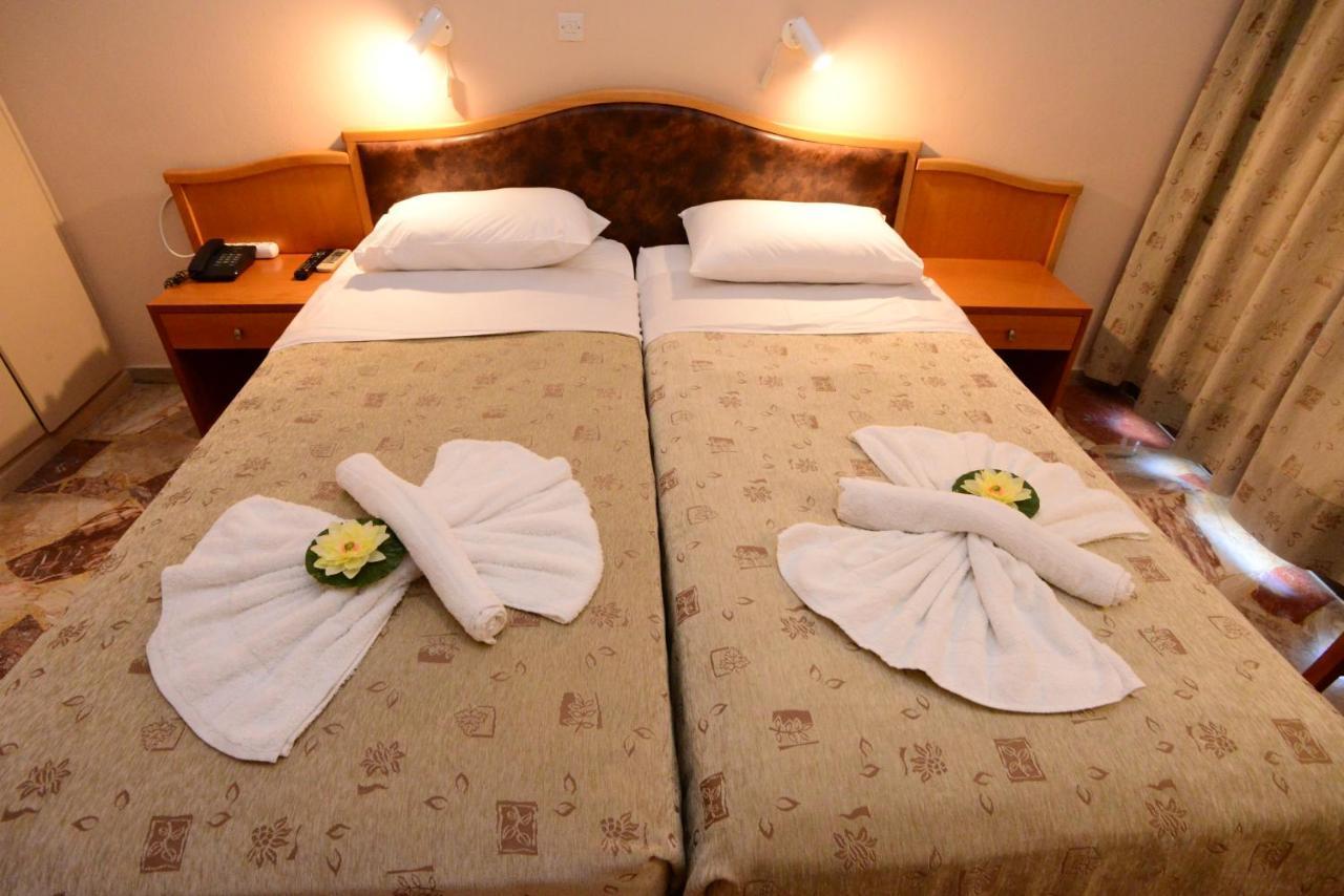 Sappho Hotel Skála Eresoú Exteriör bild